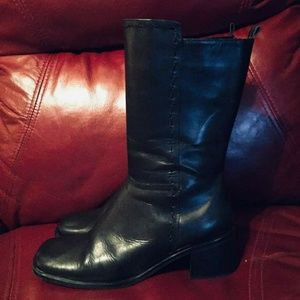 Directions black leather boots